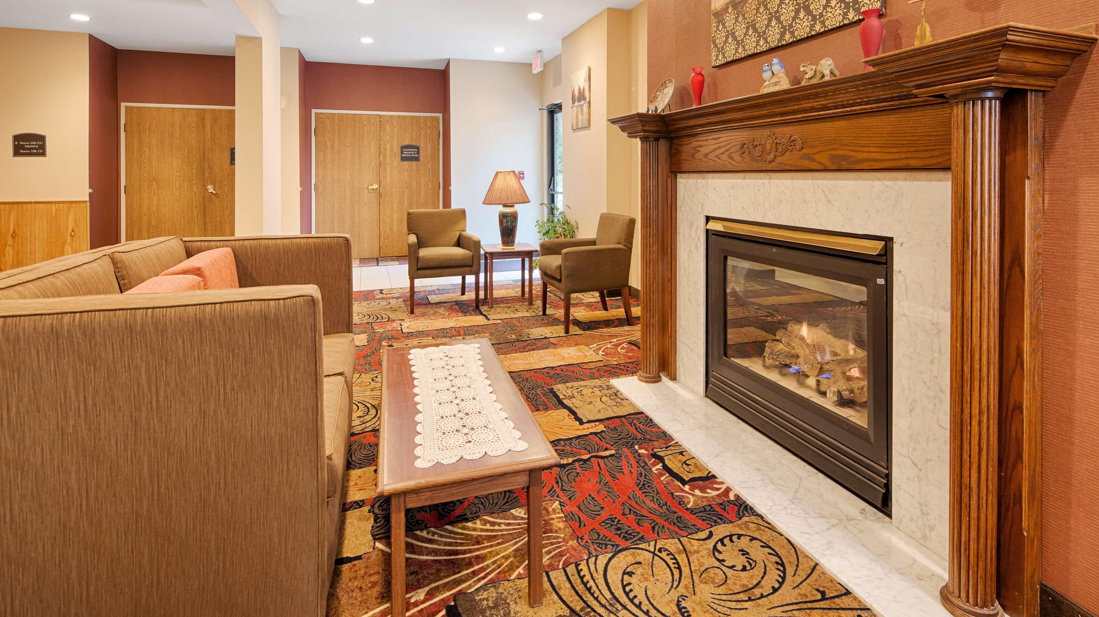 Best Western Plaza Hotel Saugatuck Zewnętrze zdjęcie